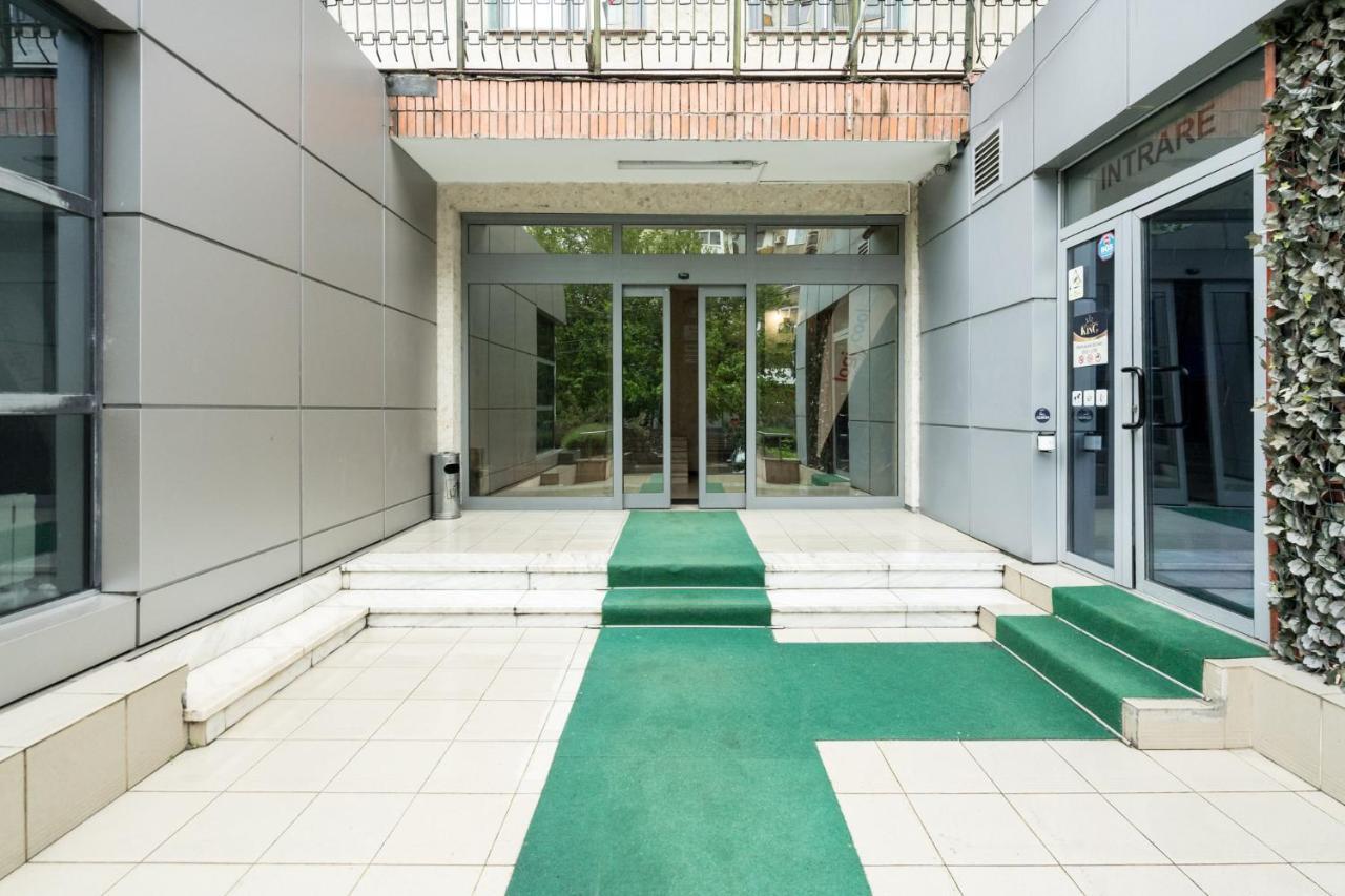 Felicity Apartment By The Park Bukares Bagian luar foto