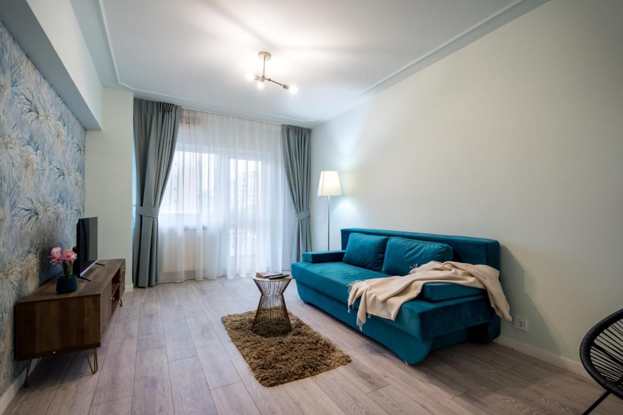 Felicity Apartment By The Park Bukares Bagian luar foto